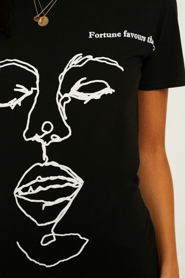 UO - T-shirt croquis visage #1