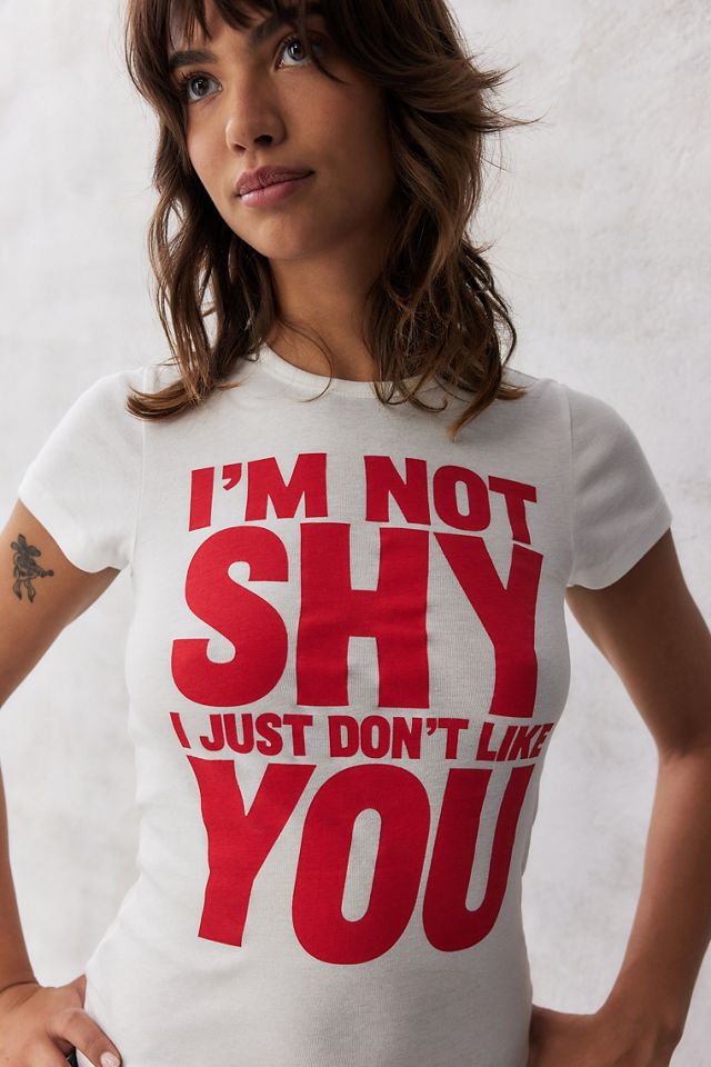 UO - T-shirt I'm Not Shy Baby