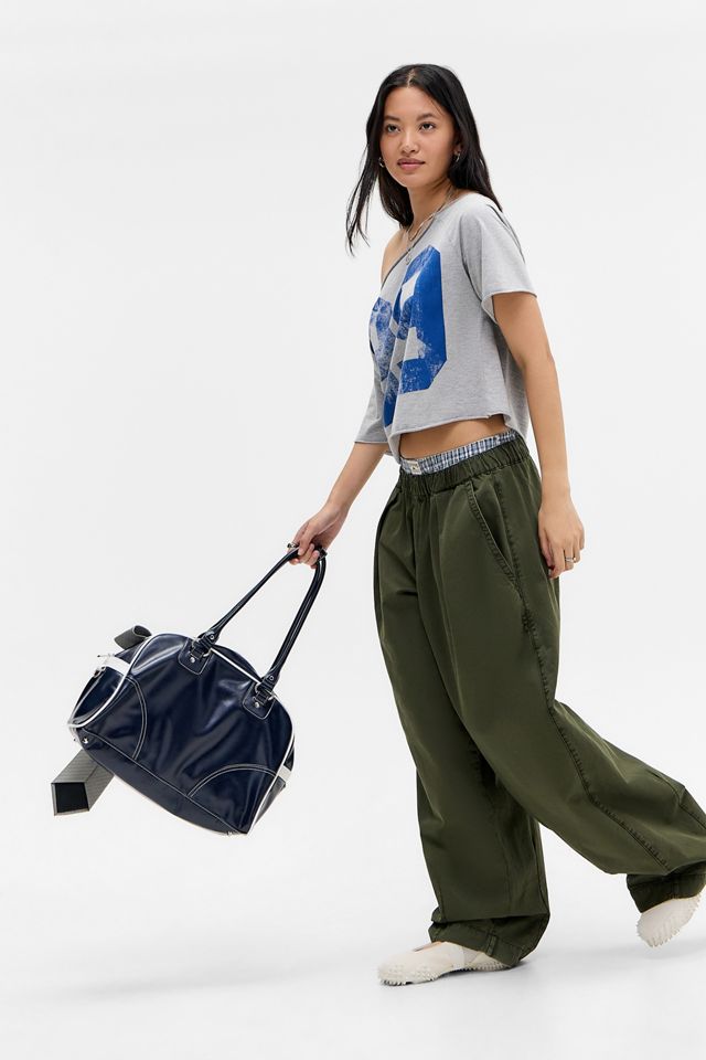 T-shirt UO 89 con collo obliquo e spalle scoperte #1