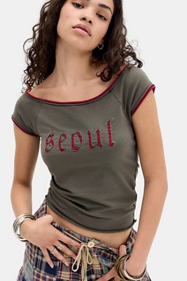 Haut à épaules dénudées avec découpe UO Seoul