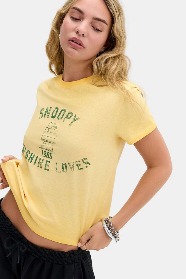 Camiseta Relajada Estilo Varsity UO Sunbleach Snoopy #2
