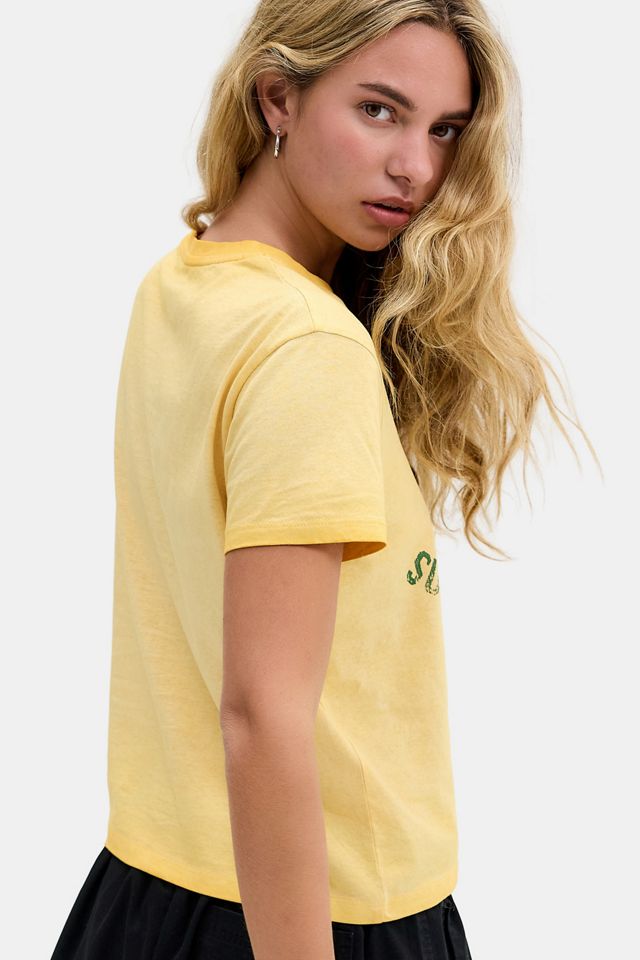 Camiseta Relajada Estilo Varsity UO Sunbleach Snoopy #3