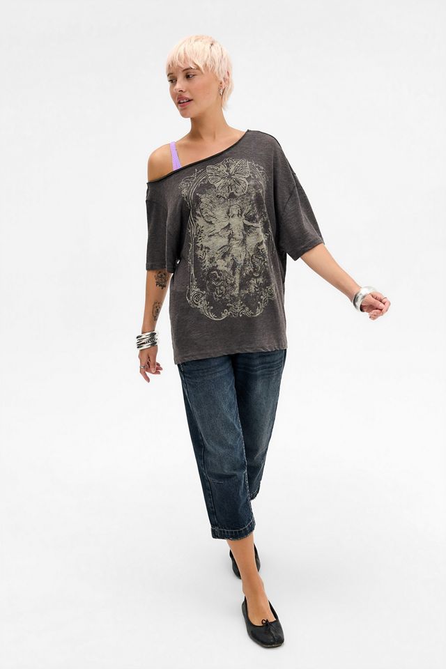 UO Graphic Courtney Off-Shoulder T-Shirt #1