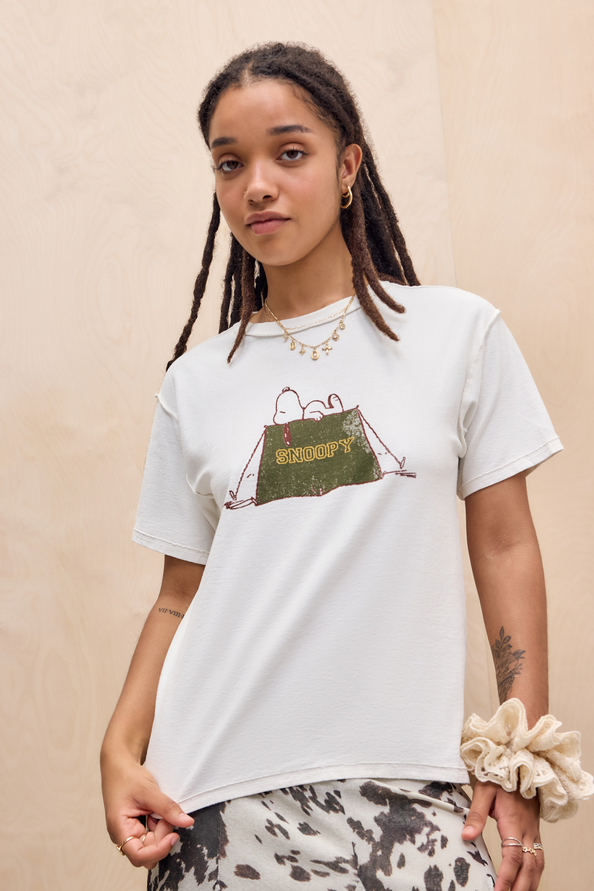 UO Camping Snoopy Relaxed T-Shirt