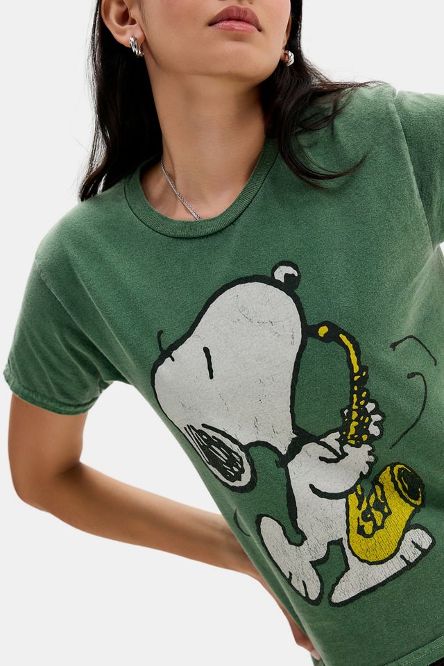 T-shirt graphique décontracté UO Saxophone Snoopy #2