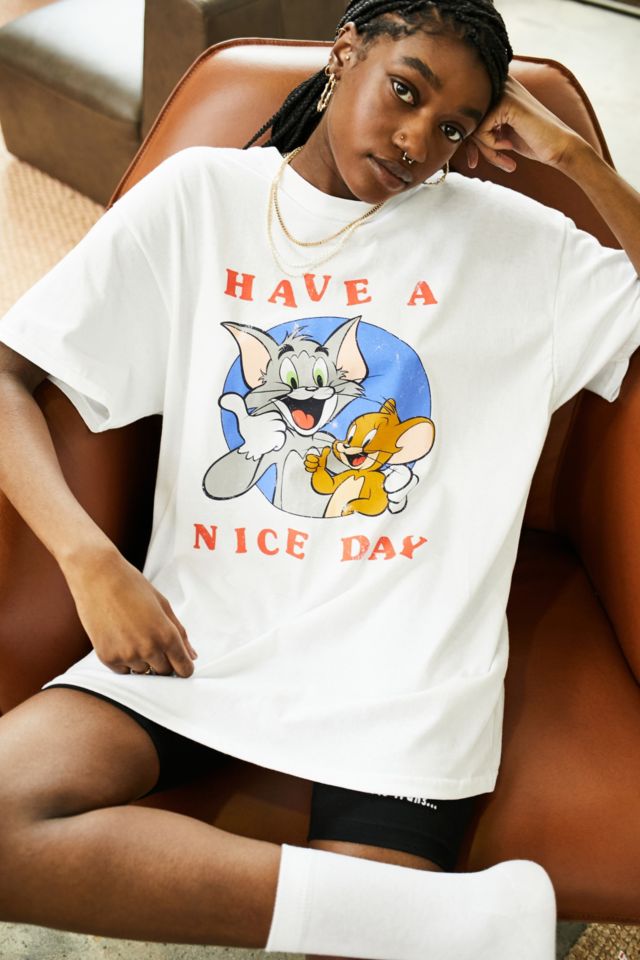 UO White Tom & Jerry Dad T-Shirt | Urban Outfitters UK