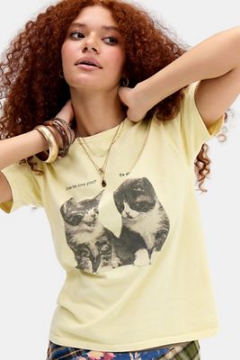 T-shirt graphique UO chat jaune qui cligne lentement des yeux