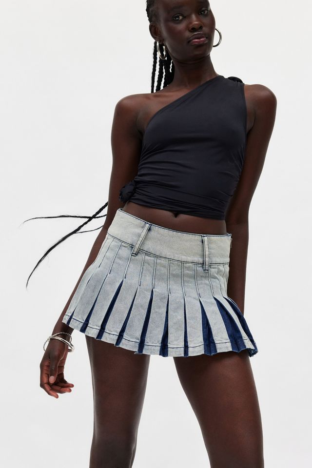 Pleated blue denim mini skirt best sale