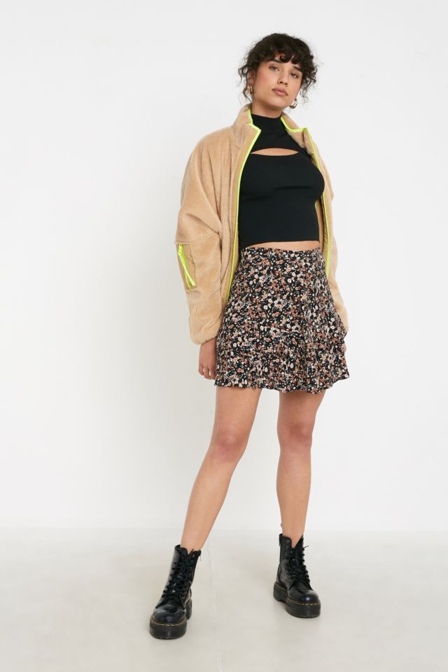 Flowy mini hotsell skirt urban outfitters