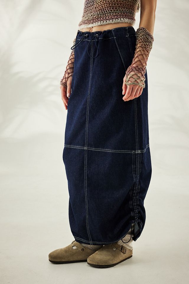 BDG Urban Outfitters SEAMED TINT MIDI SKIRT - Jupe en jean - dark