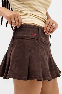 【NONCODE】Mel corduroy low skirt BDG Mel Stripe Corduroy Belted Mini Skirt | Urban Outfitters UK