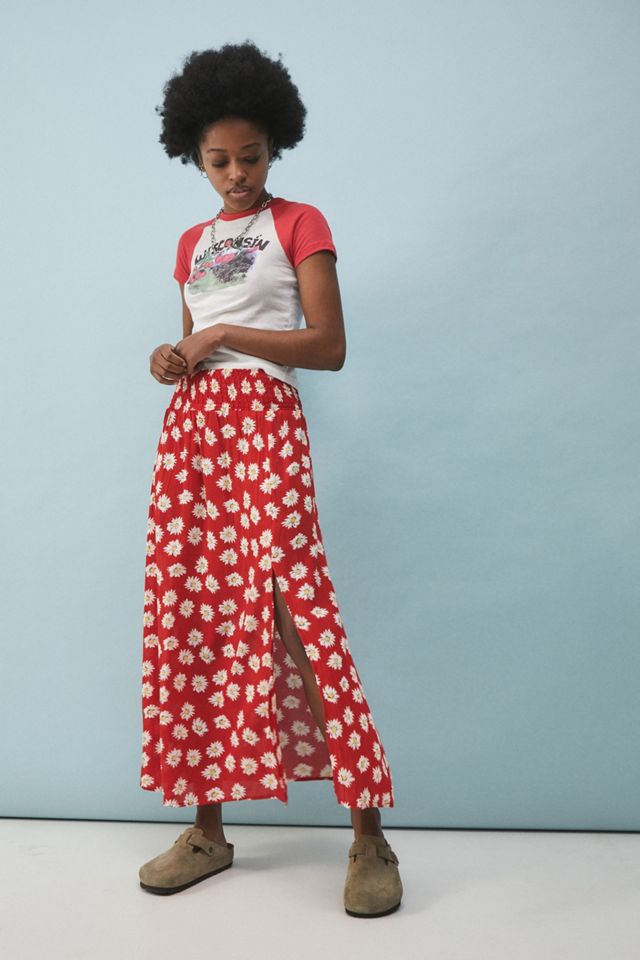 UO Red Floral Print Daisy Midi Skirt | Urban Outfitters UK