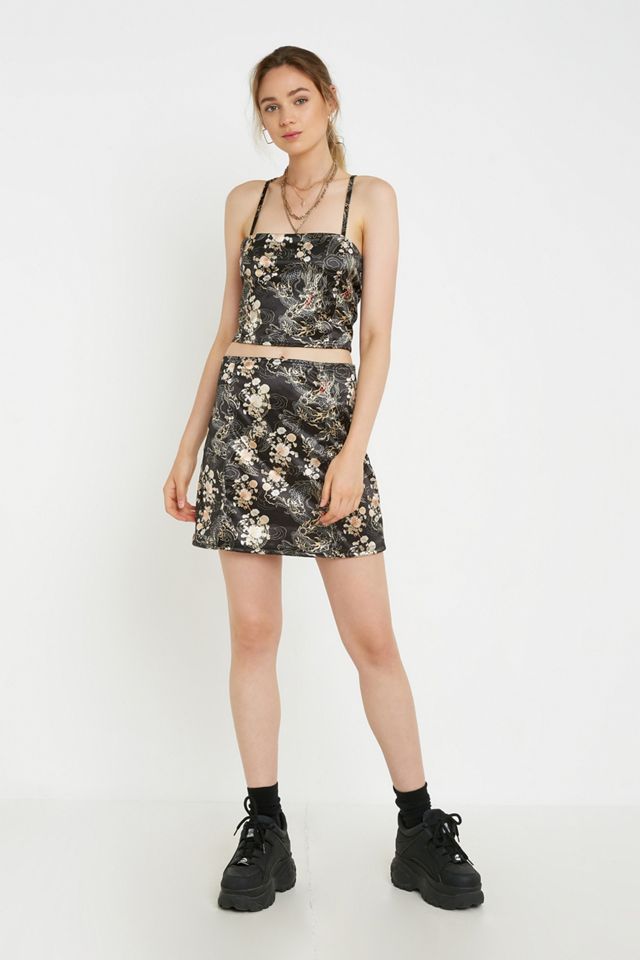 UO - Mini jupe taille haute en satin imprimé dragon.  #1