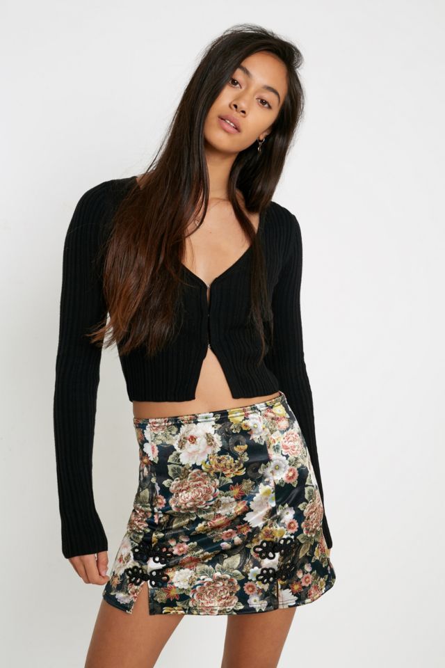 Floral satin outlet mini skirt