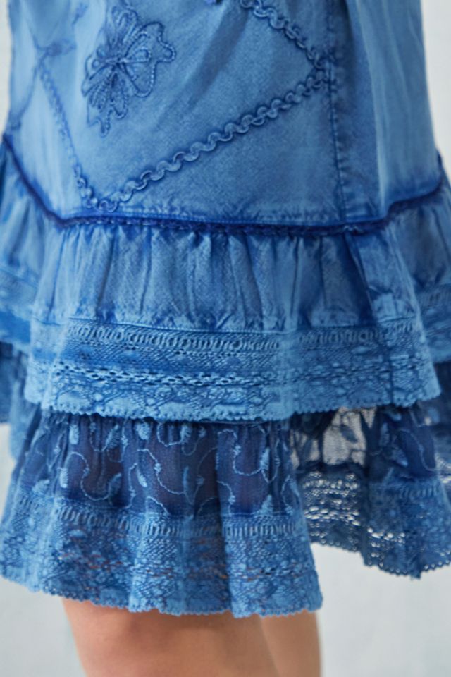 Falda Midi Bordada en Capas UO #4