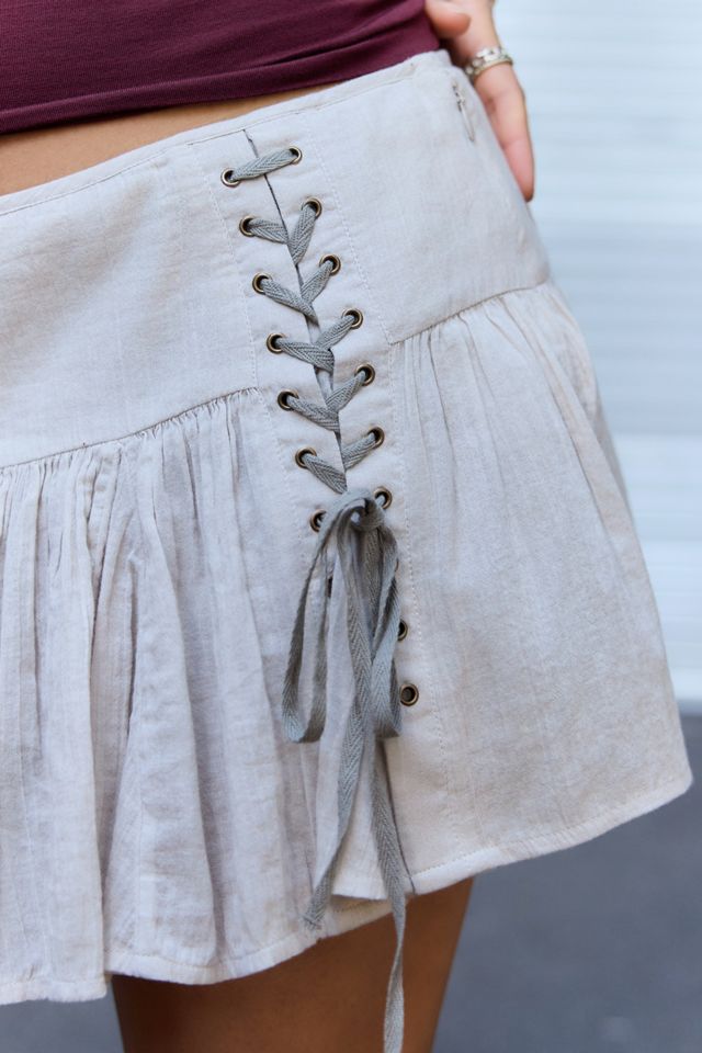 Minifalda UO Olga con Cordones #2