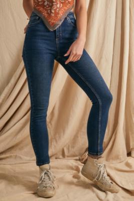 BDG Mid-Wash Pine Jeans - Blue 31W 32L at Urban Outfitters