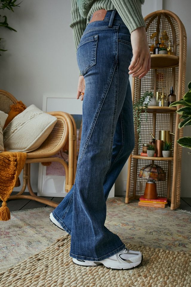 BDG – Low-Rise Jeans-Schlaghose im Vintage-Look