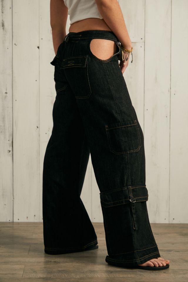 Cut out store cargo pants