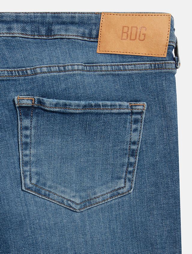 Jeans de Tiro Bajo y Bota Acampanada BDG de Lavado Vintage 90s #6
