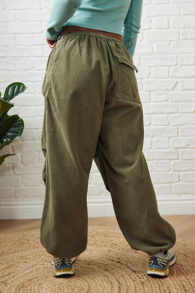 BDG Pantaloni Tecnici Baggy in Velluto a Coste Khaki #3