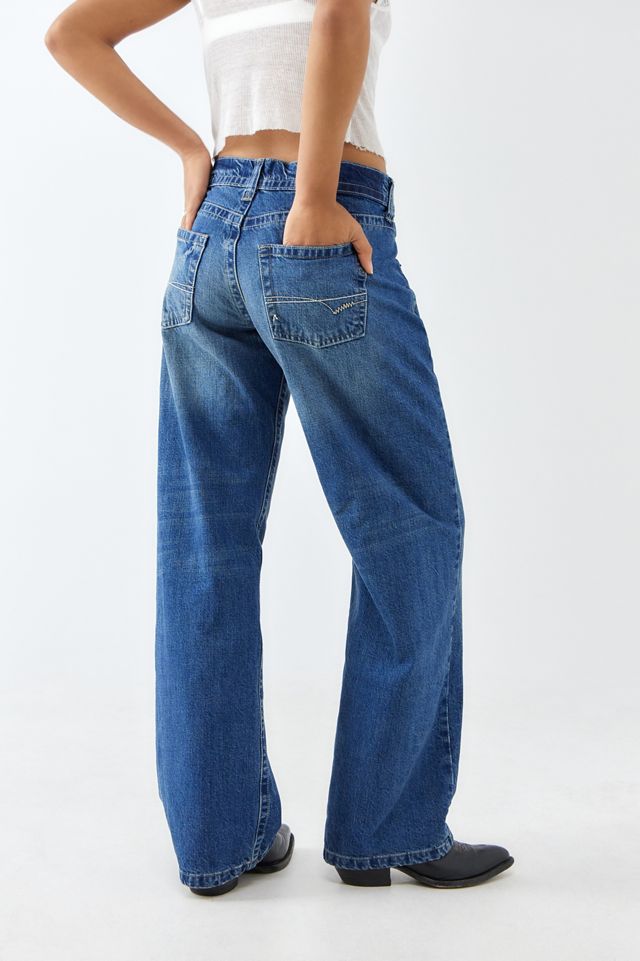 BDG Kayla Lowrider Mid-Wash Jeans #3