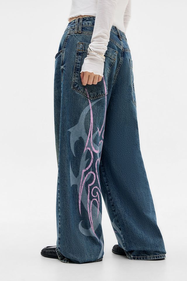 BDG Jaya Stencil Leg Print Jeans #2