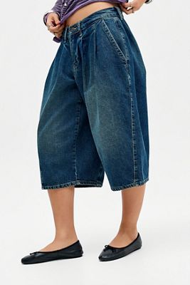 BDG Jax Pleat Front Cocoon Crop Jeans