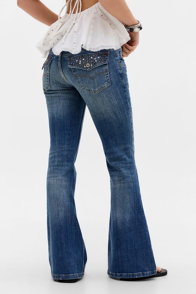 Jeans BDG Miko à taille basse, coupe skinny et bas évasé avec clous #4