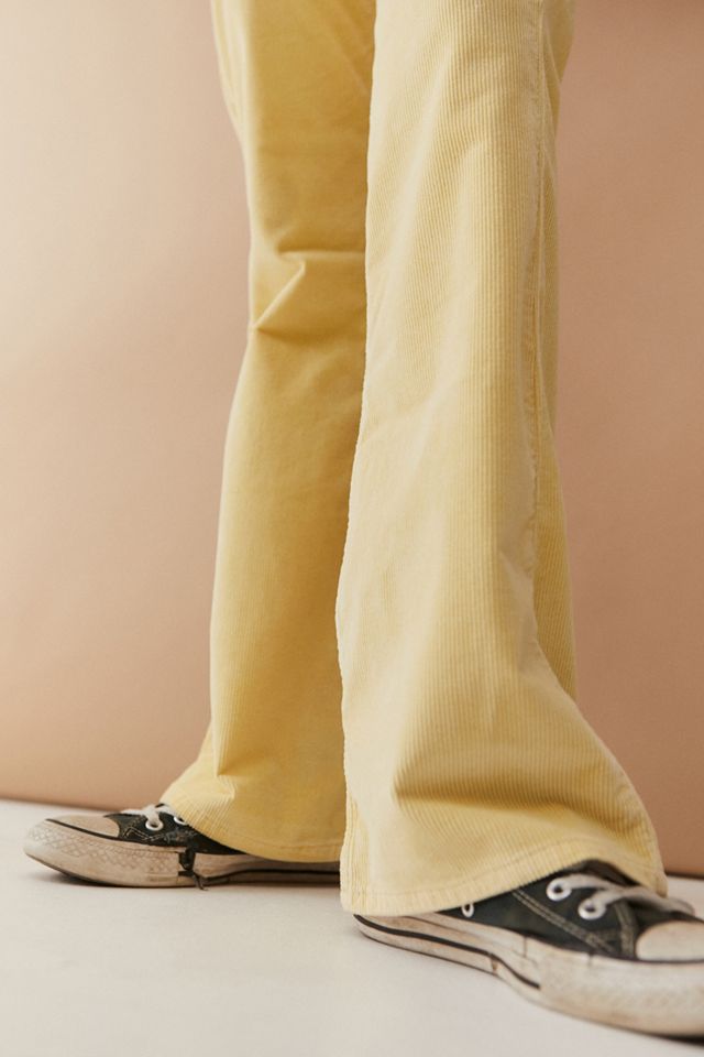BDG – Ausgestellte Jeans mit hoher Taille aus Cord in Buttermilch #1