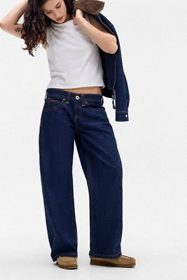 Jeans taille basse Kayla en taille: 24 l 30 L - BDG - Modalova
