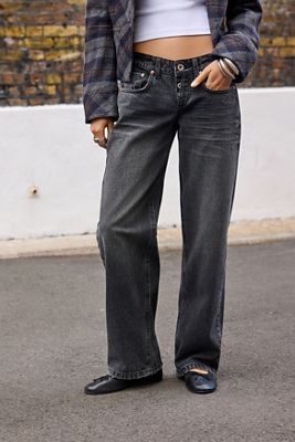 BDG Alto Straight Leg Jeans