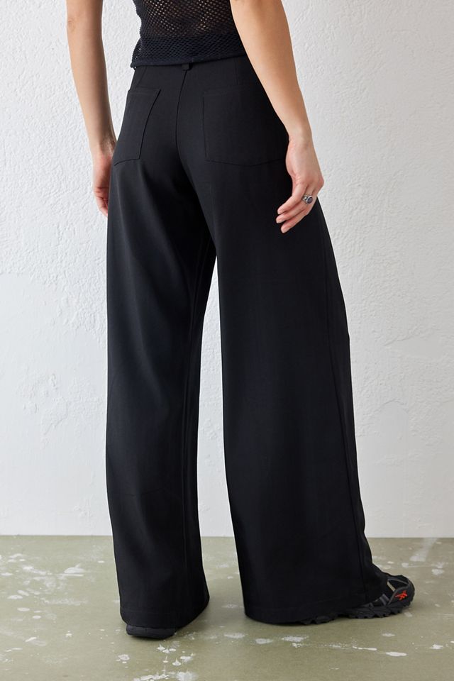 UO Pantalones bajos Cally negros #3