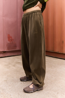 iets frans... Harri Velour Cord Joggers Product Page