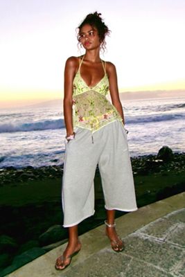 iets frans... Joggers Crop de Dobladillo Crudo Harri