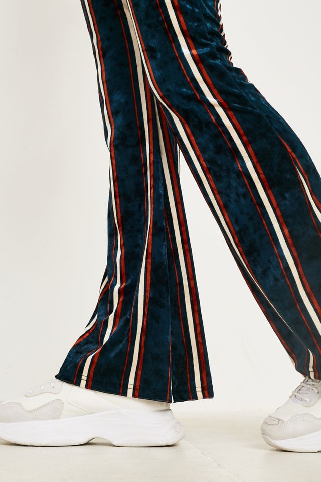 Urban Outfitters – Ausgestellte Samthose mit vertikalen Streifen #2