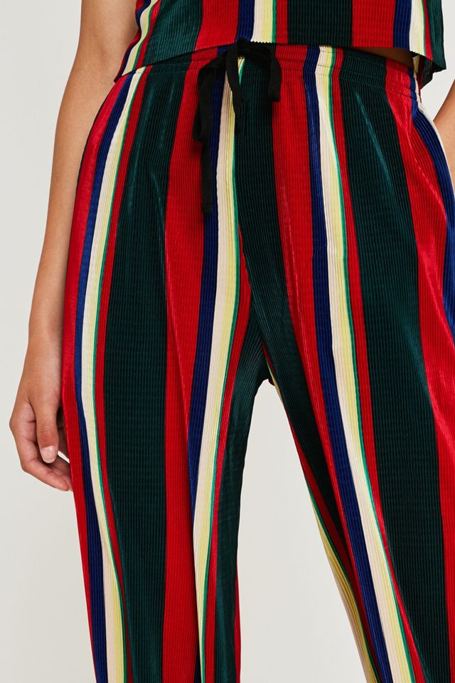 Urban Outfitters – Plissierte, gestreifte Hose in Rot und Schwarz #3