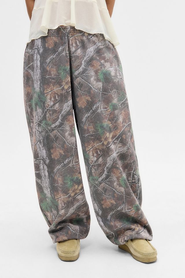 BDG Hunter Camo Baggy Jogger