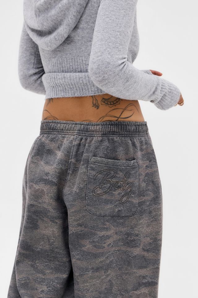 BDG Tapestry Camo Joggers #4