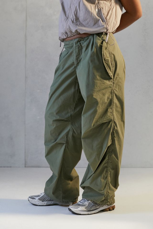 urban outfitters baggy pants