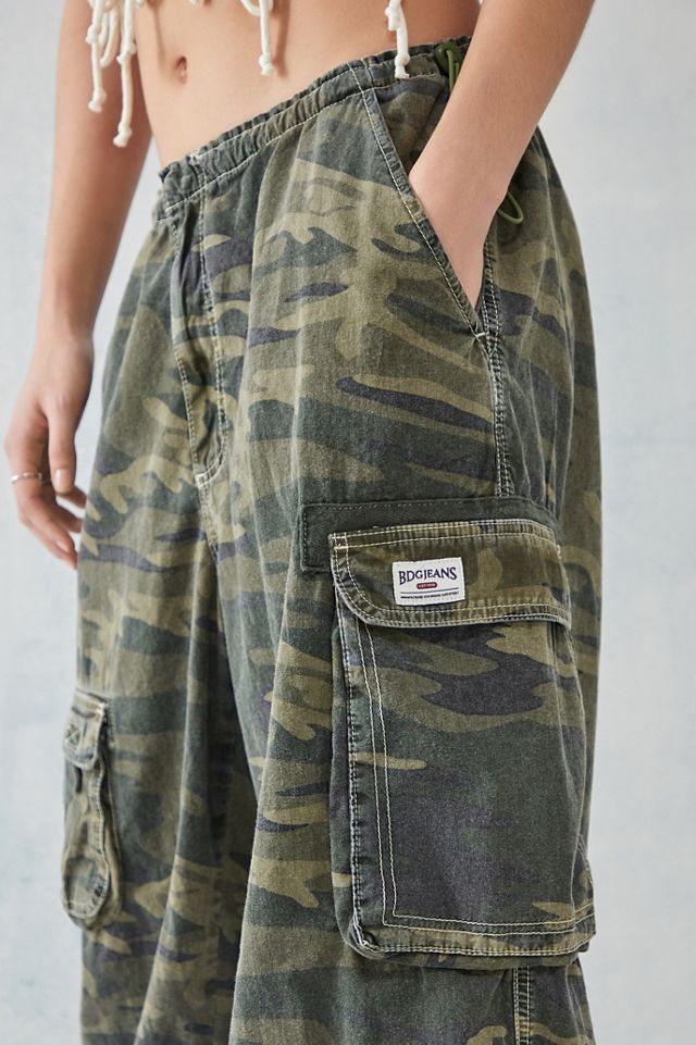 BDG Camouflage Chute Ultra-Weite Taschen Hosen #2