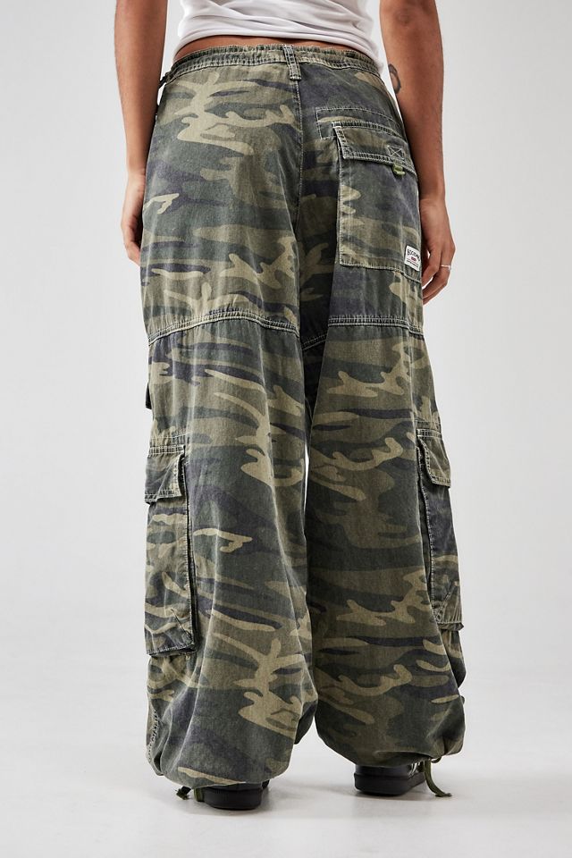 BDG - Pantalon cargo avec des poches camouflage #2