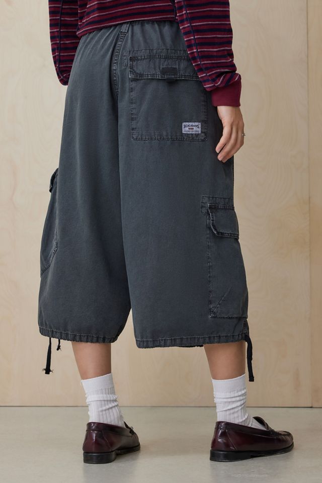 BDG Detroit Washed Black Cropped Cargo Pants #3