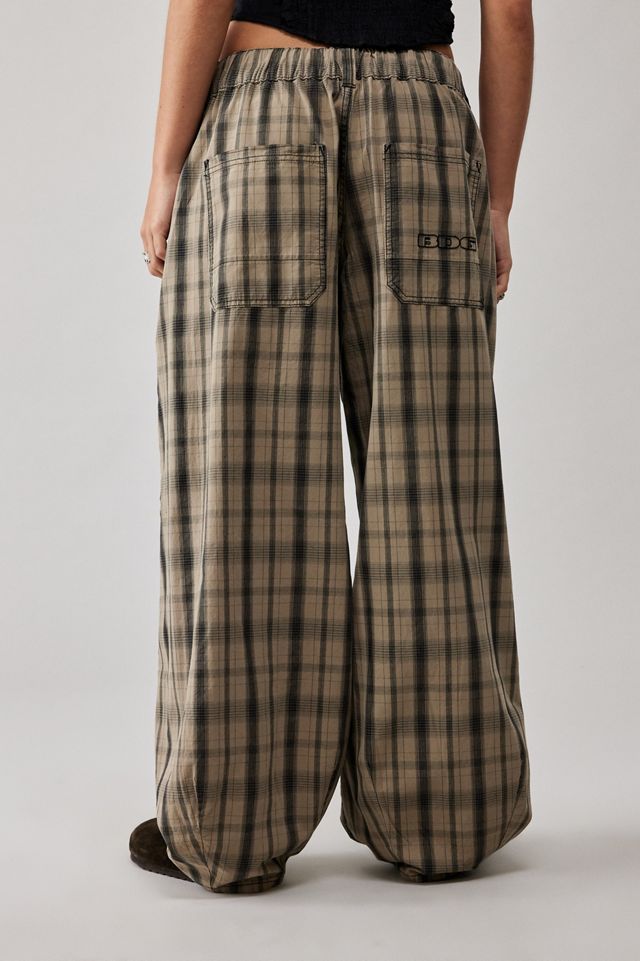 Pantalones BDG Carter Cocoon de Cuadros
 #2
