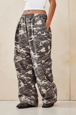 Bobbi Cocoon Pants en taille: Small - BDG - Modalova