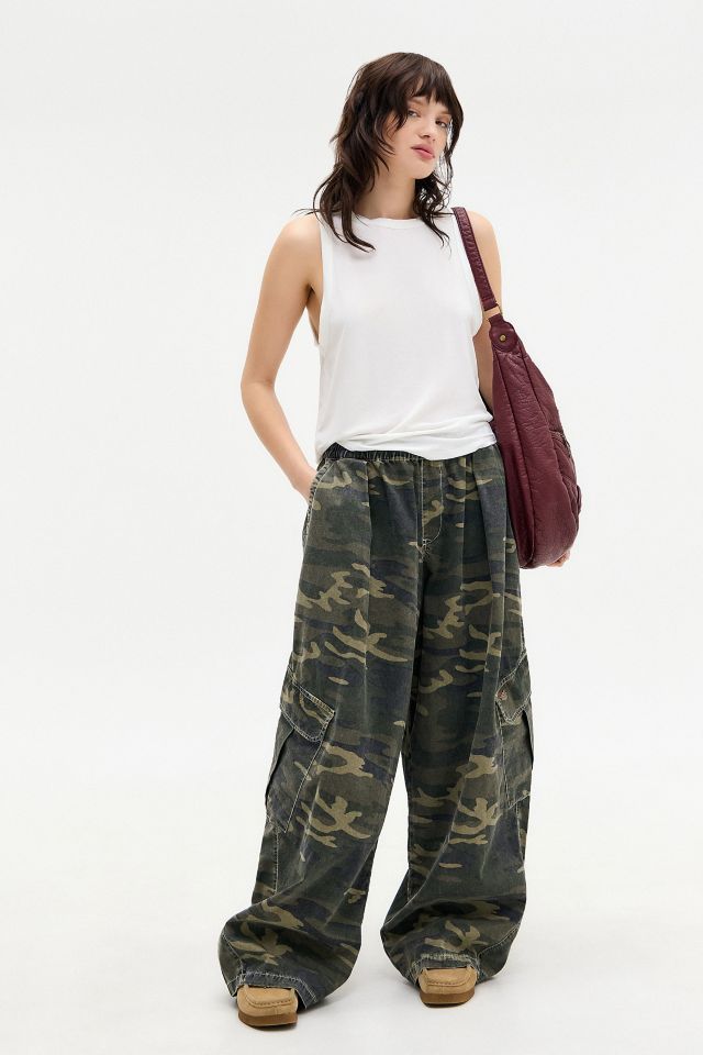 BDG Bobbi Camo Cocoon Pants
