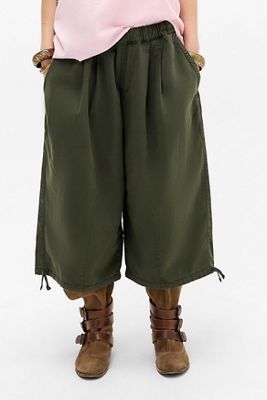 BDG Bobbi Extreme Cropped Trousers
