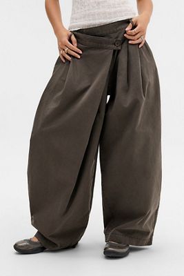 Pantalones Cruzados Maddie Sage de BDG