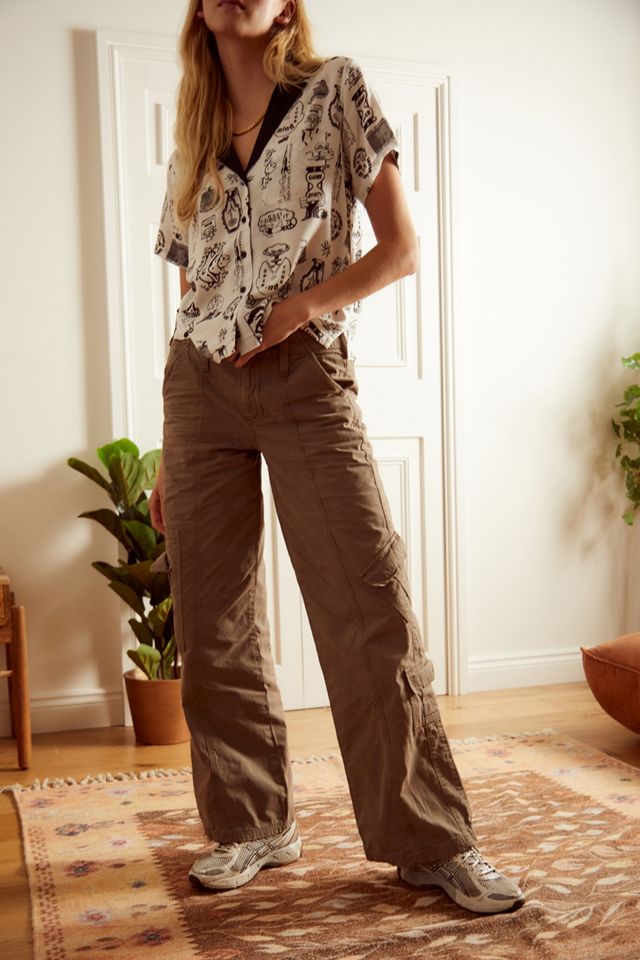 BDG Urban Outfitters Y2K Low Rise Cargo Pants - BROWN