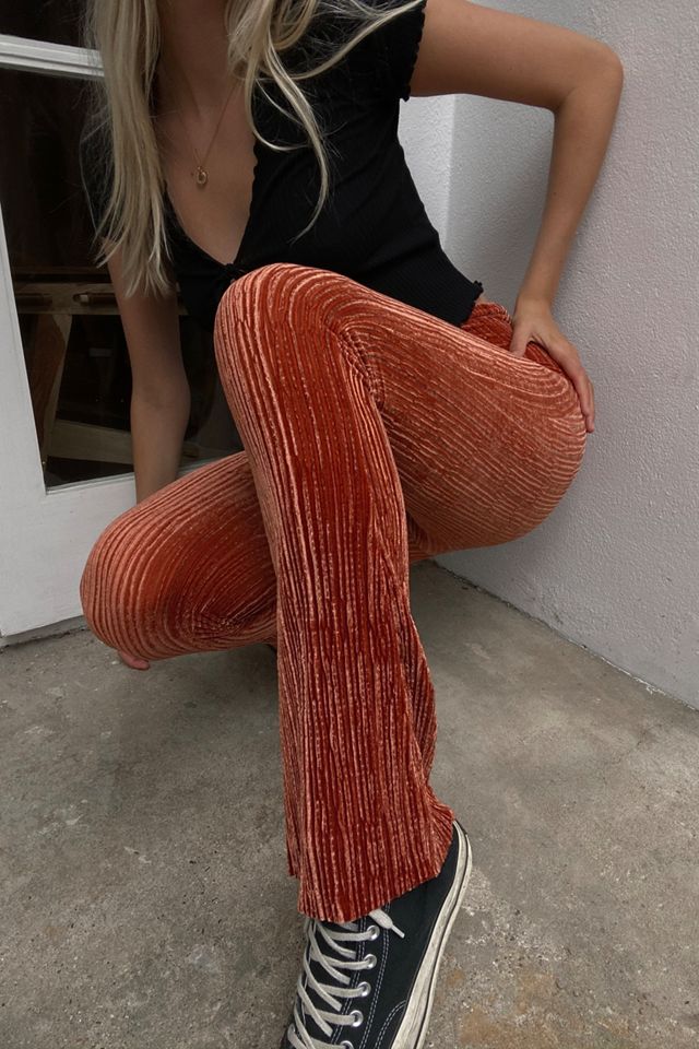 UO - Pantalon évasé et plissé Rosie en velours #3